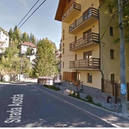 Appartement Apartament Aosta Central Sinaia Extérieur photo
